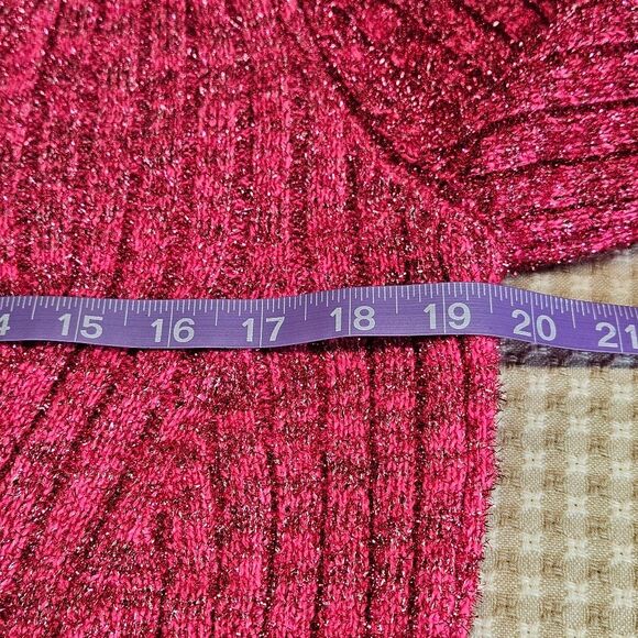 Mango Pink Fuchsia Metallic Cable Knit Long Sleeve Festive Chic Cropped Sweater - Picture 7 of 15